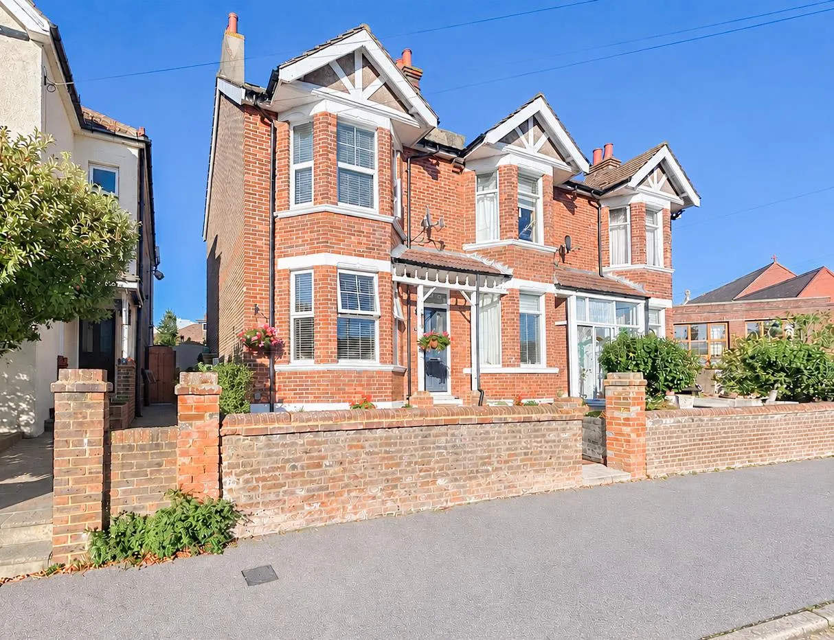 3 bed house for sale, Havelock Road, Bexhill-On-Sea, TN40