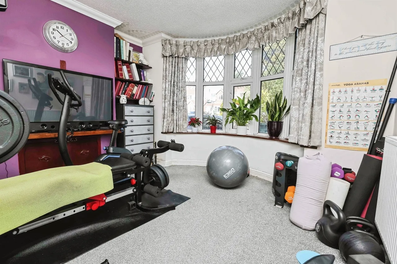 Wells Green Road, Solihull, B92, photo 5