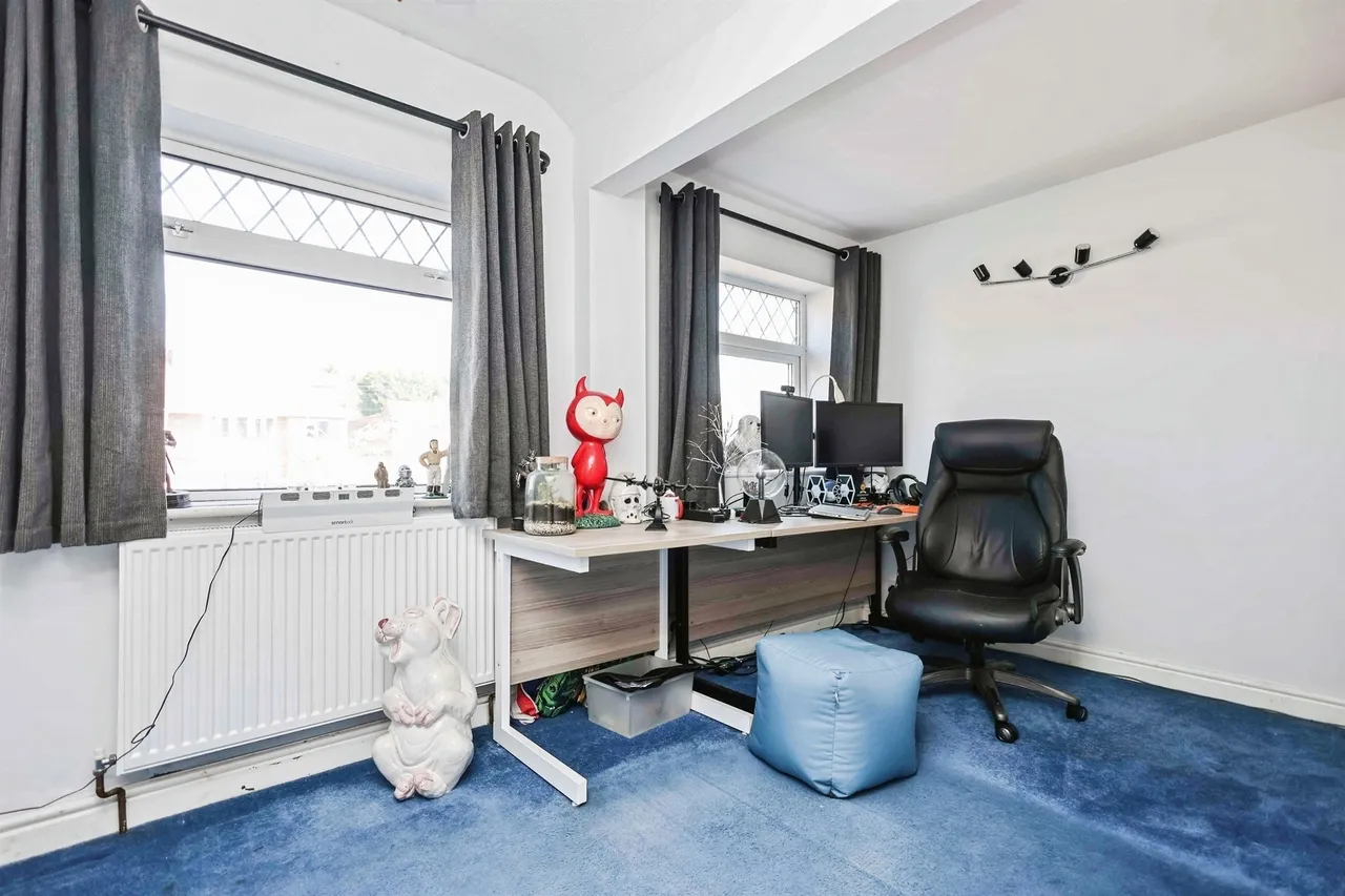 Wells Green Road, Solihull, B92, photo 12