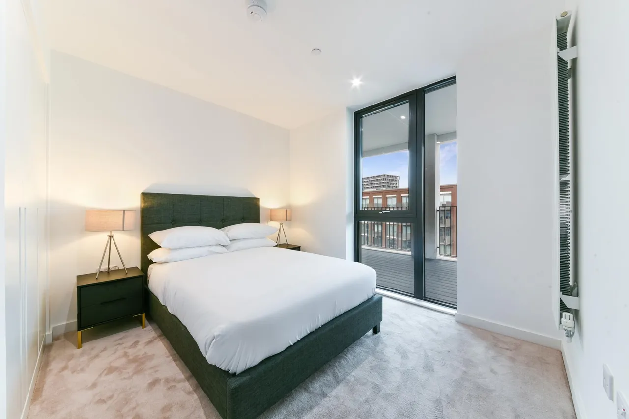 Pinnacle House, Royal Wharf, E16, photo 6