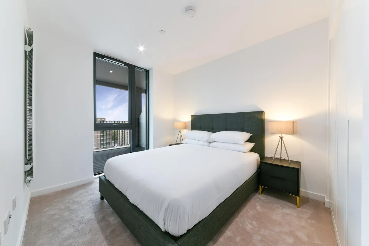 Pinnacle House, Royal Wharf, E16, photo 8