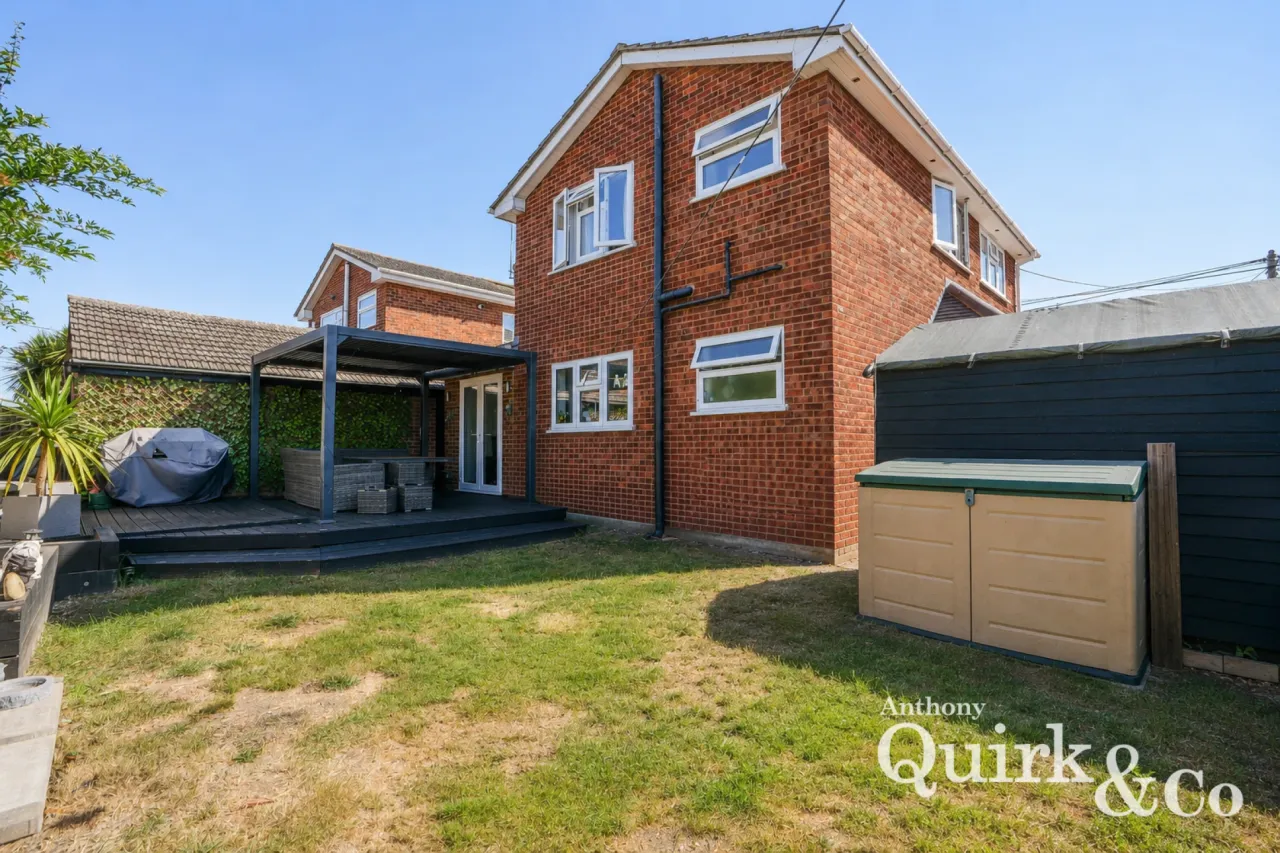 Hallet Road, Canvey Island, SS8, photo 18