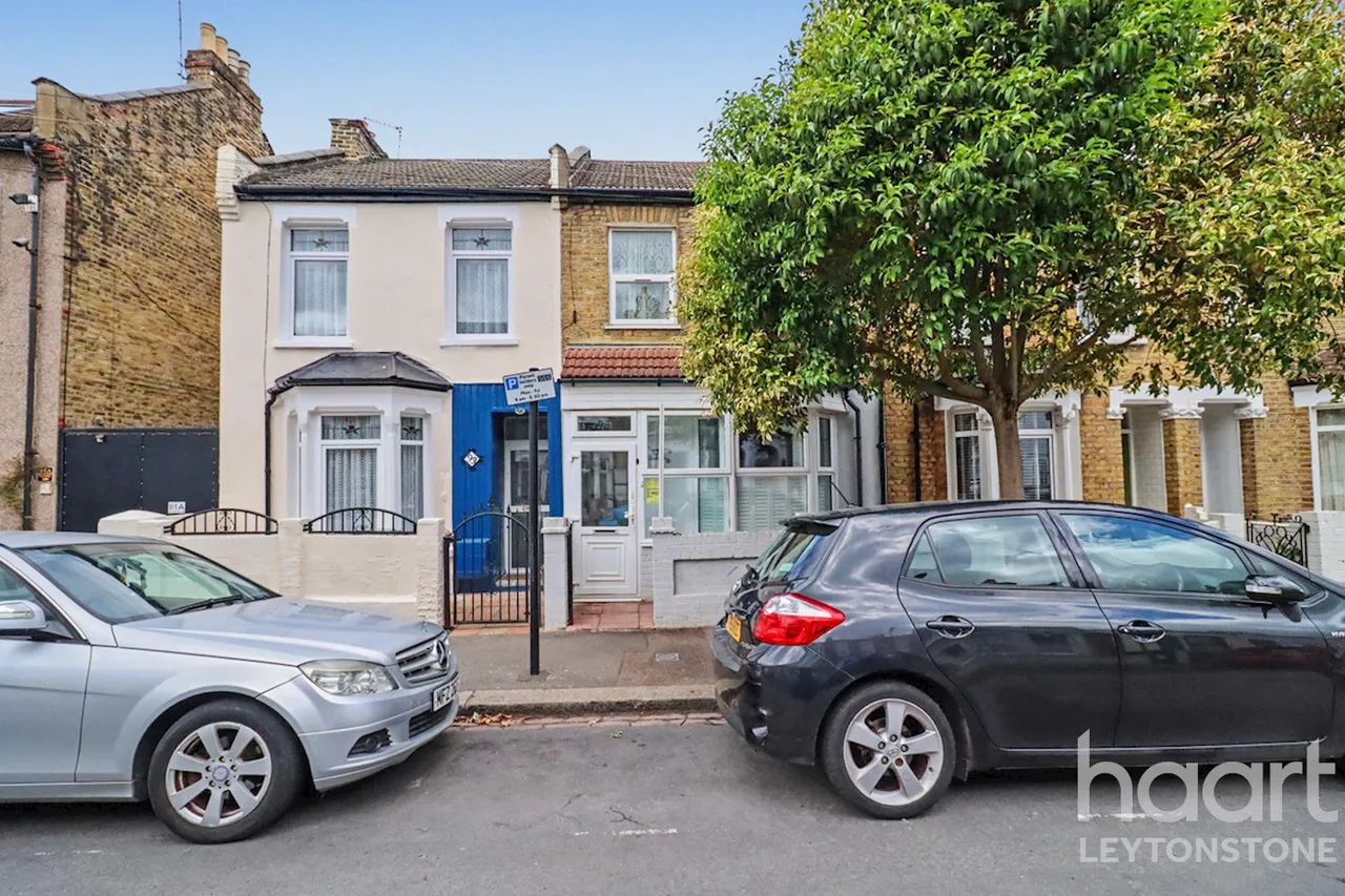 Pearcroft Road, London, E11, photo 6