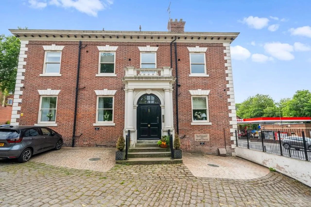 2 bed flat for sale — Apartment 8, 1 Mill Lane, Newton-Le-Willows, Newton-Le-Willows, WA12 9SF