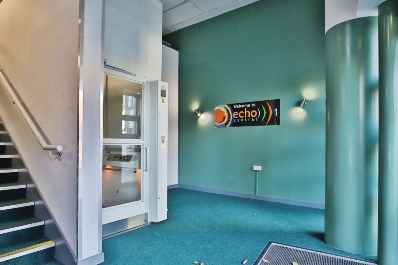 Cross Green Lane, Leeds, West Yorkshire, LS9, photo 11