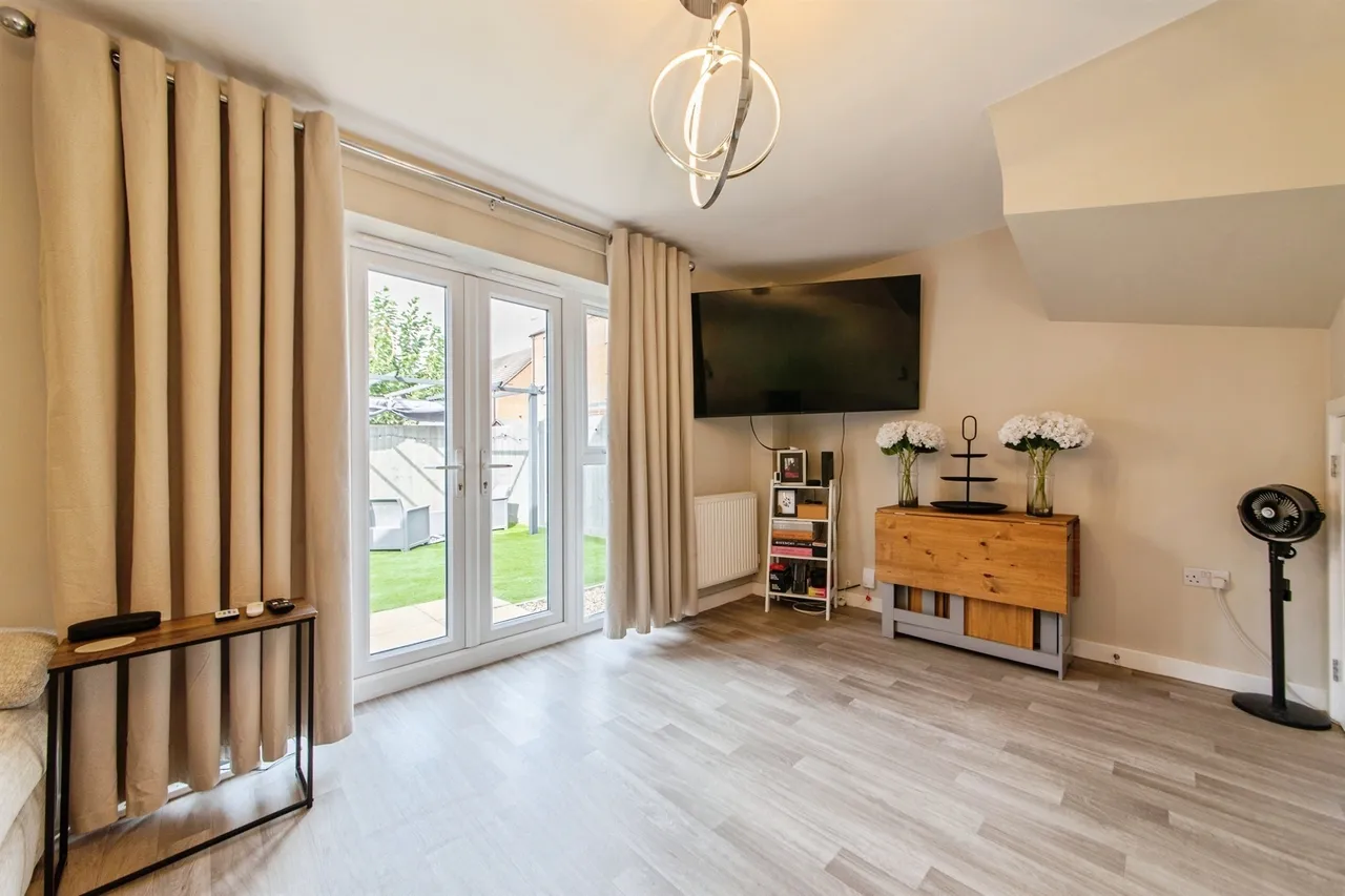 Saltern Drive, SPALDING, photo 8