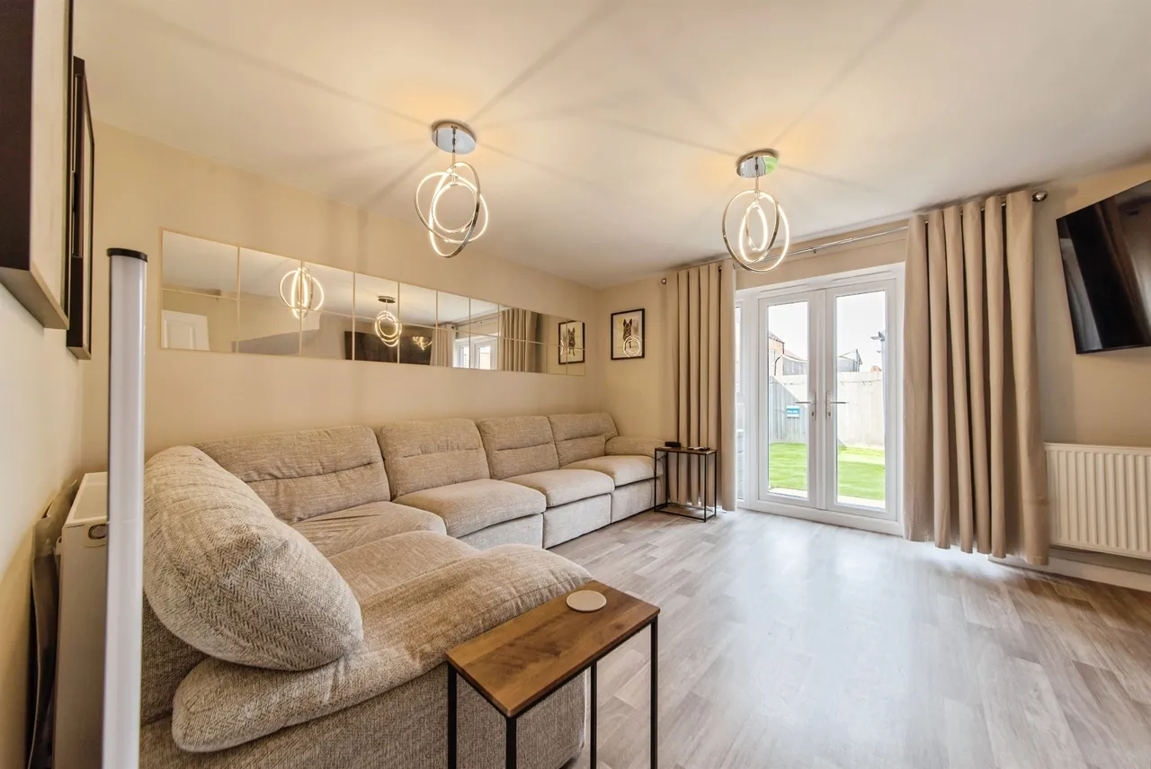 Saltern Drive, SPALDING, photo 9