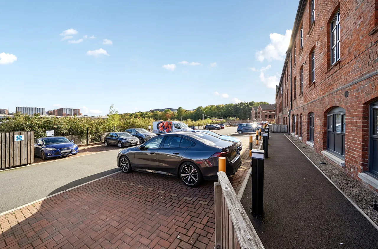 Viaduct Road, Leeds, LS4, photo 10
