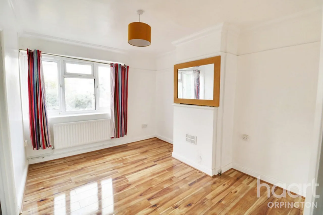 Clarendon Way, Orpington, BR5, photo 2