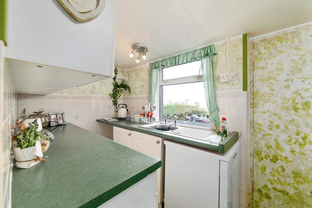 Templebar Road, Kilgetty, SA68, photo 9