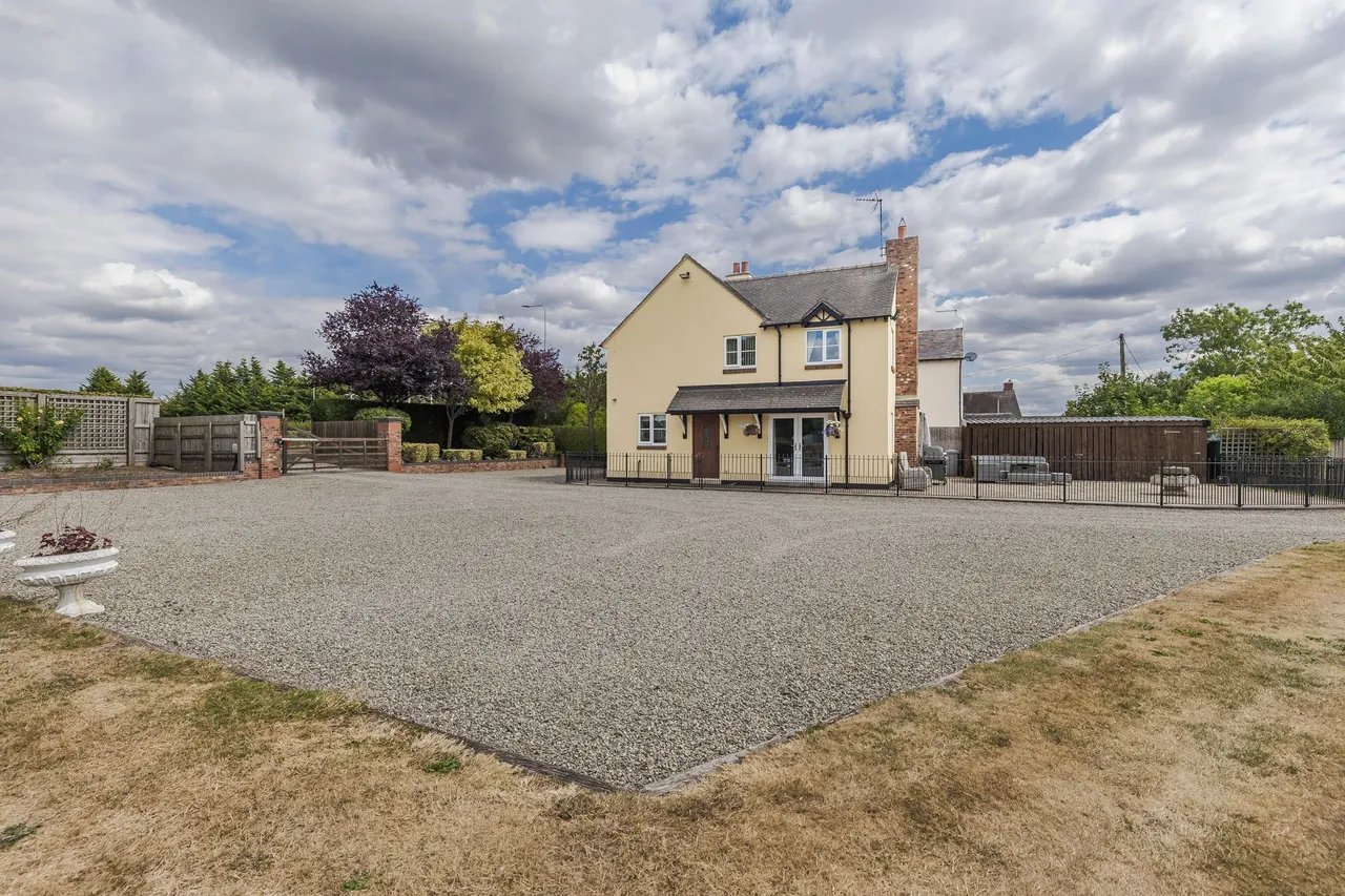 Cross Lane, Henhull, photo 20