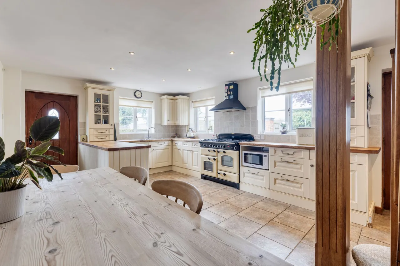 Cross Lane, Henhull, photo 8