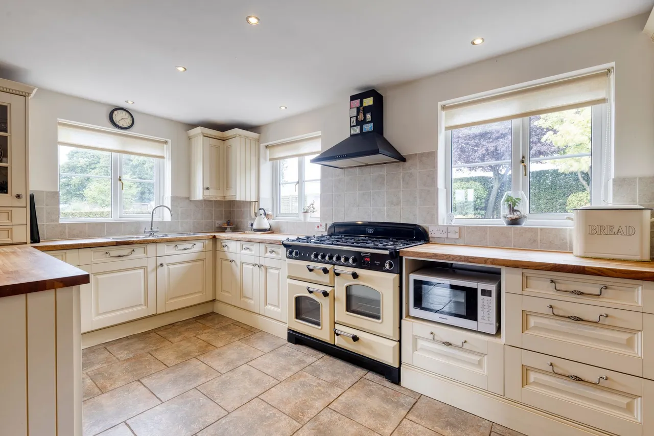 Cross Lane, Henhull, photo 5