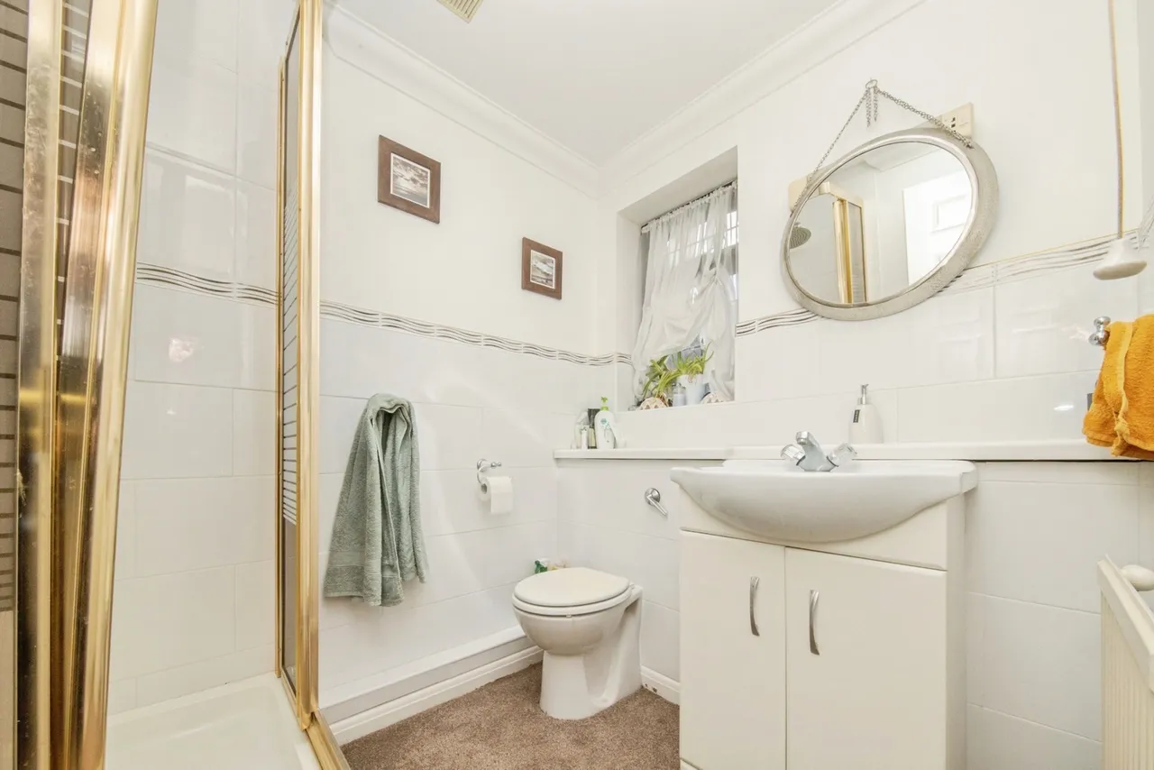 Valleyview Drive, Rushmere St. Andrew, Ipswich, Suffolk, IP4, photo 25