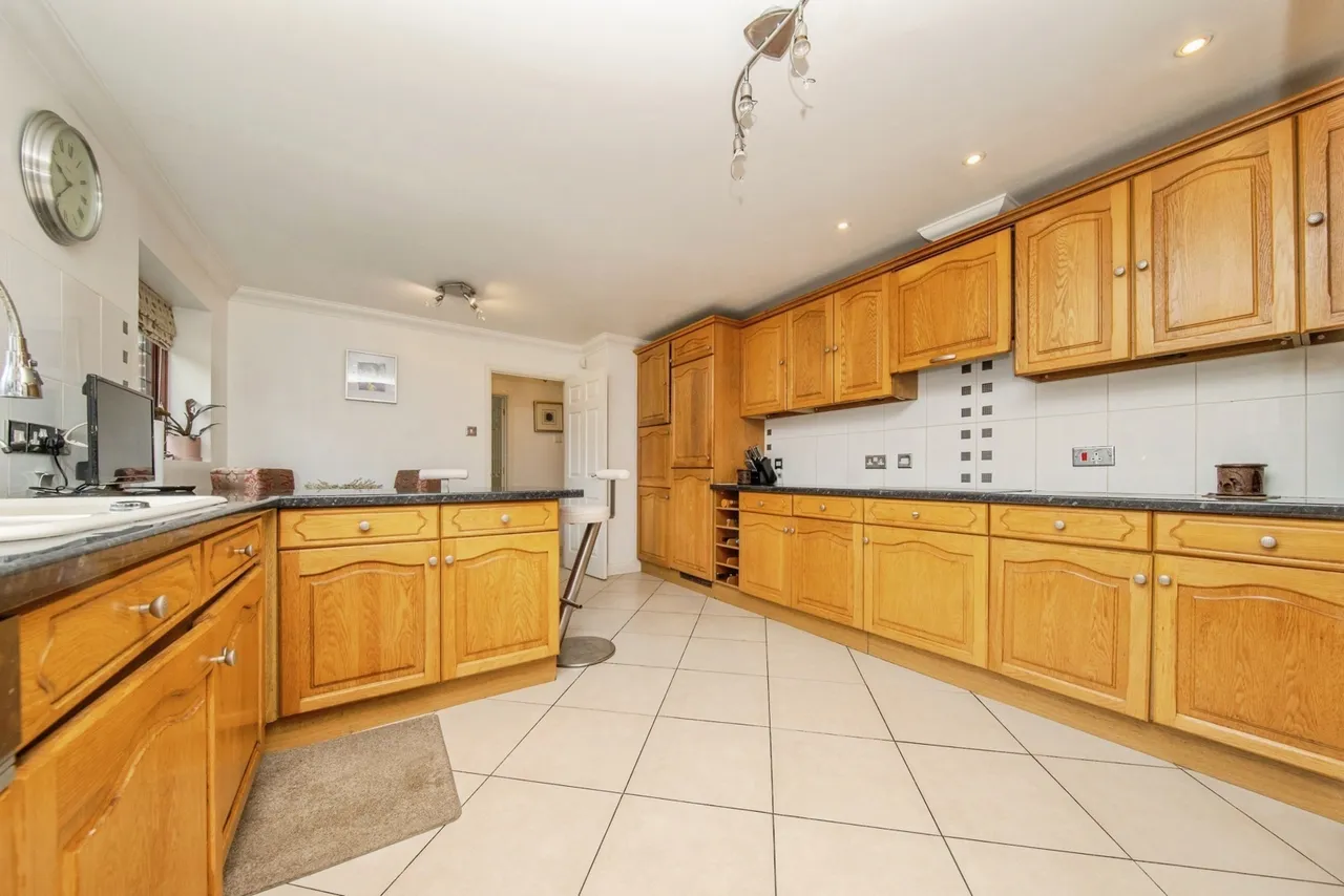 Valleyview Drive, Rushmere St. Andrew, Ipswich, Suffolk, IP4, photo 8