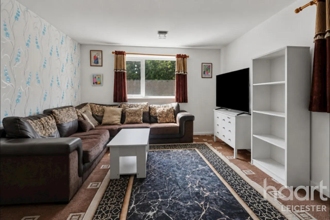 Onyx Crescent, Leicester, LE4, photo 2