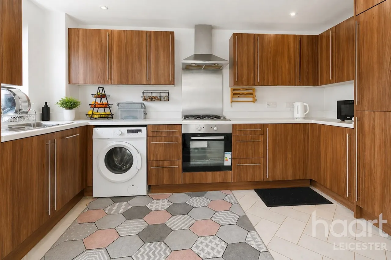 Onyx Crescent, Leicester, LE4, photo 5