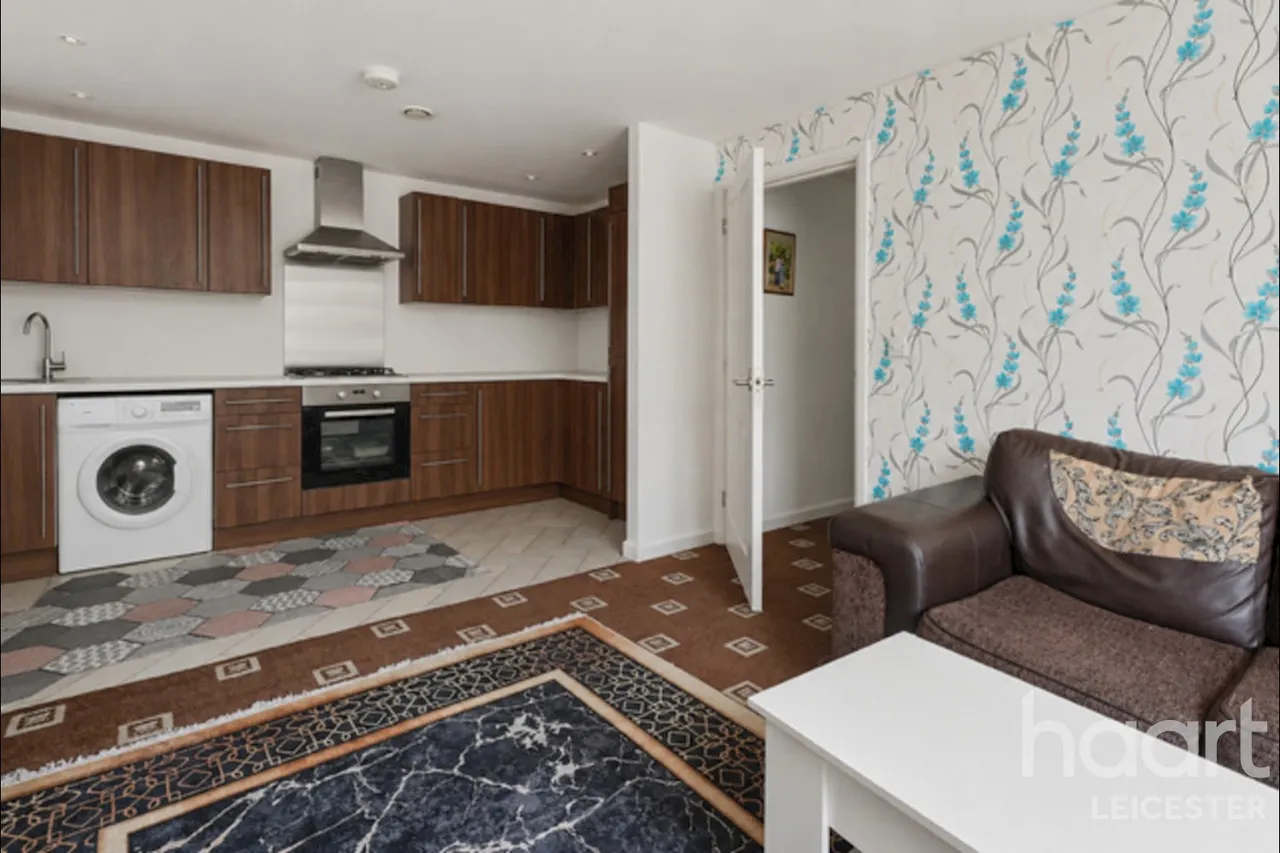 Onyx Crescent, Leicester, LE4, photo 4