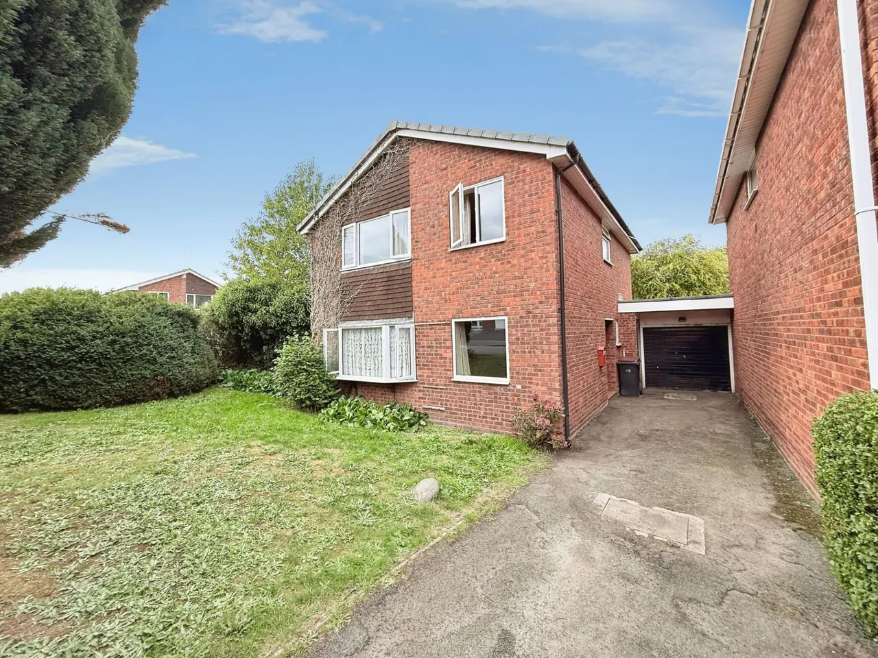 4 bed house for sale, Vineyard Road, Newport, TF10