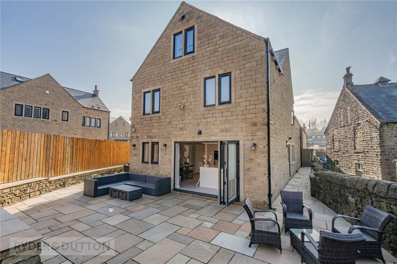 Church Grove, Leeside, OL3, photo 52