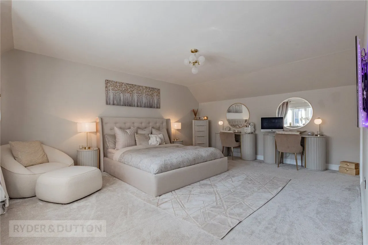 Church Grove, Leeside, OL3, photo 35