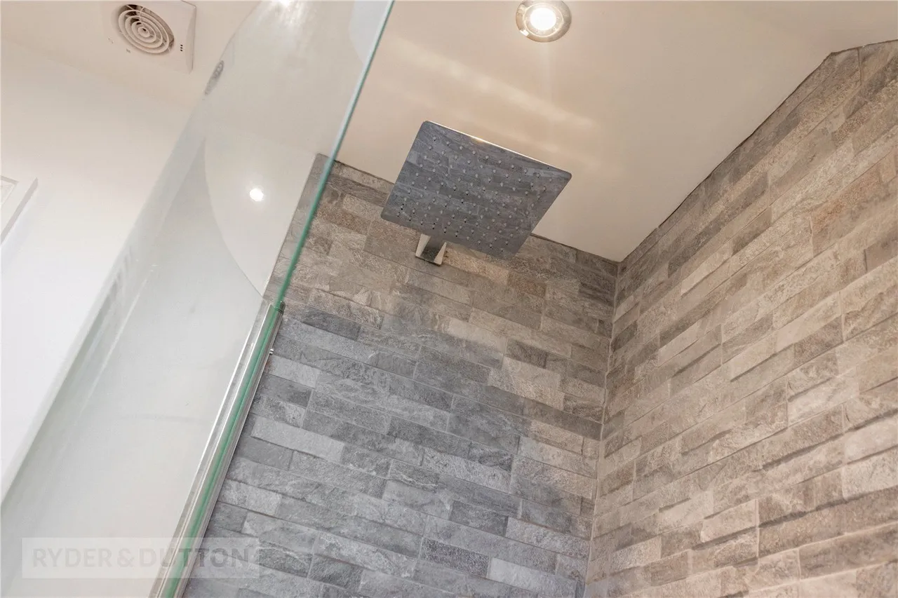 Church Grove, Leeside, OL3, photo 50