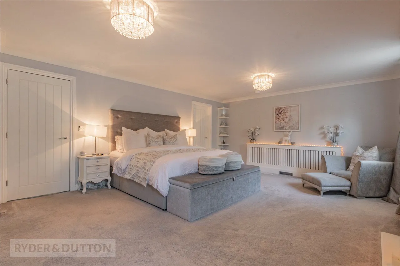 Church Grove, Leeside, OL3, photo 28