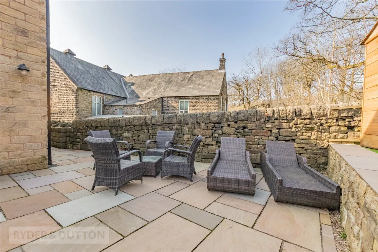 Church Grove, Leeside, OL3, photo 53