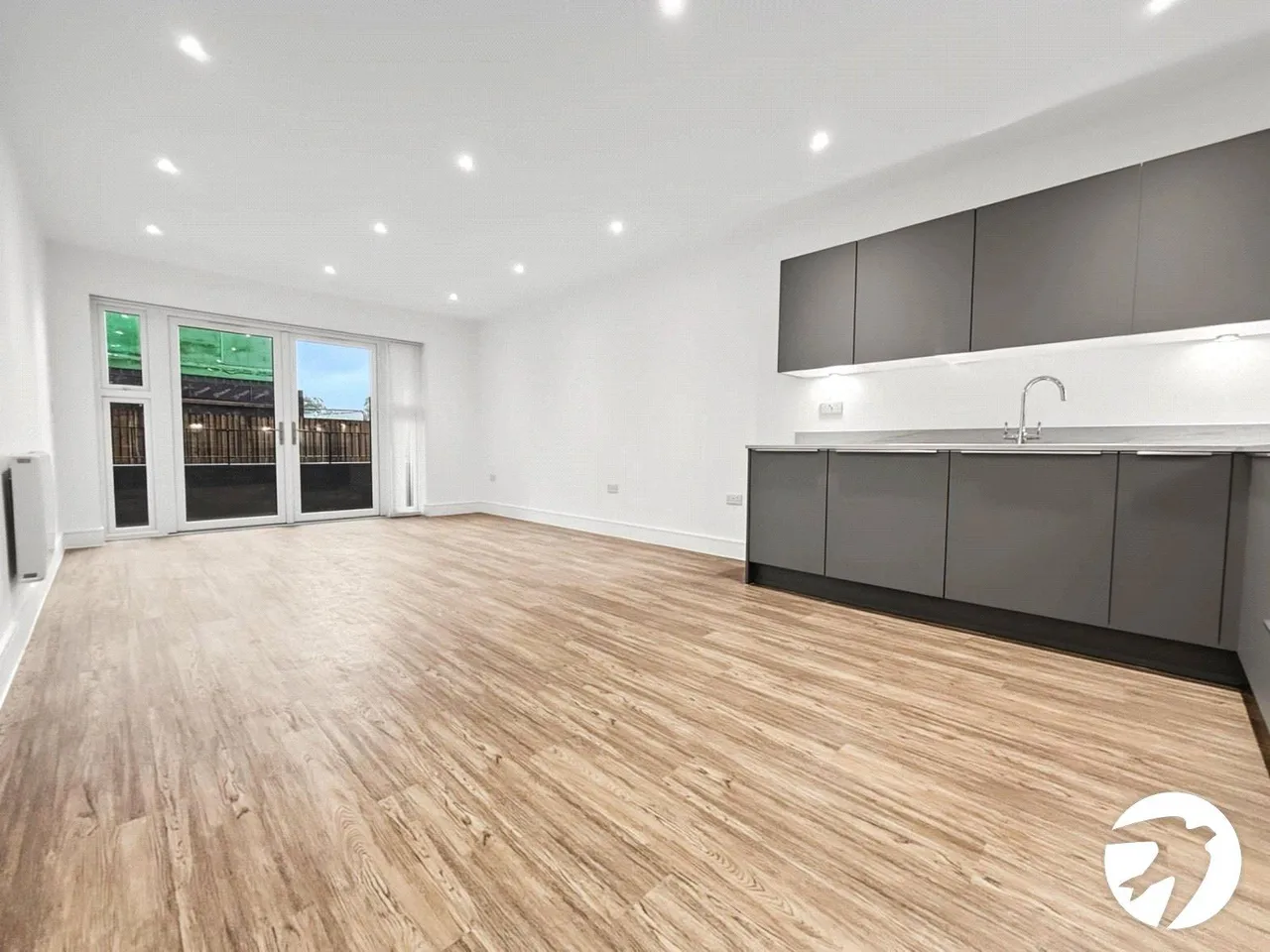 2 bed 2 bedroom property to rent, Adit Road, DA8