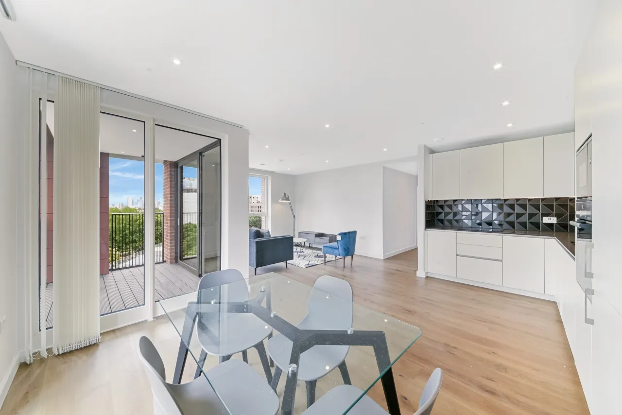 2 bed flat for sale, Deacon Street, Southwark, SE17