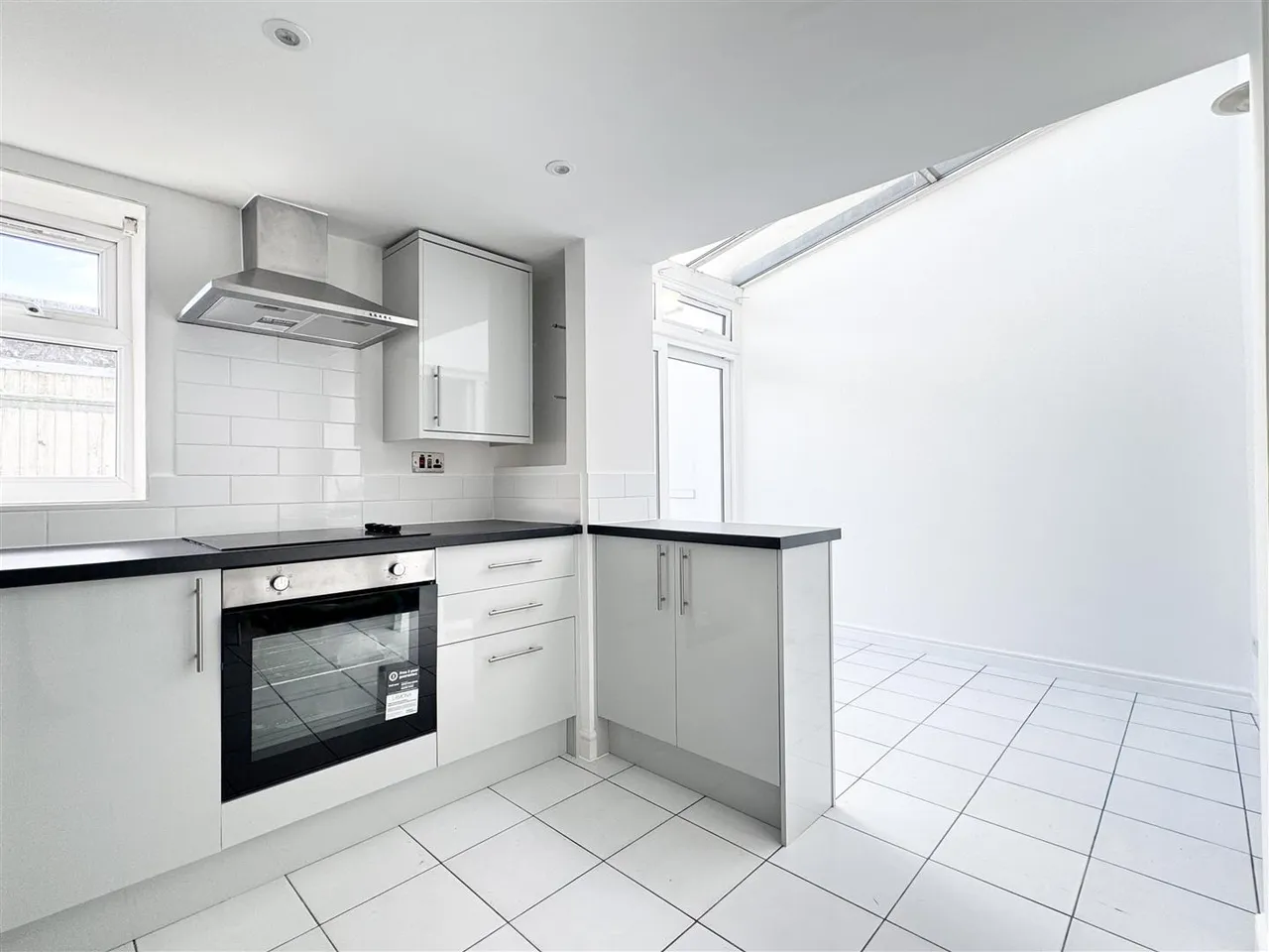 Seaside, Eastbourne, BN22 7NL, photo 7