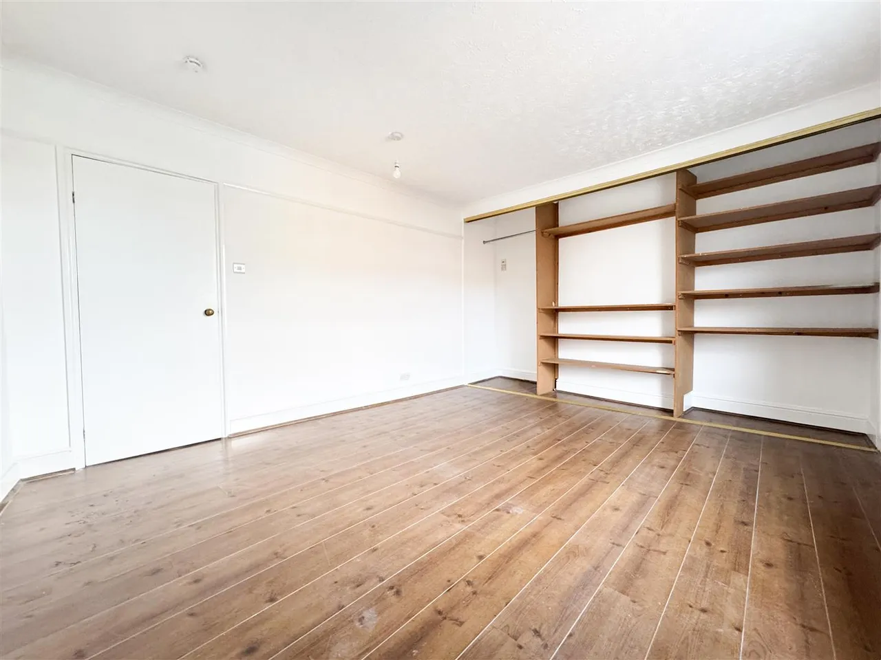Seaside, Eastbourne, BN22 7NL, photo 11