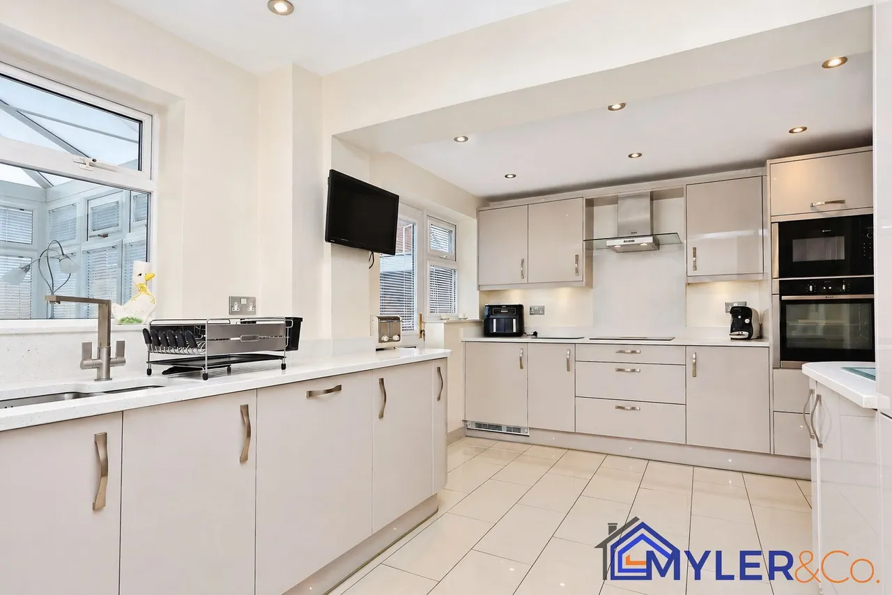 Billington Road, Widnes, photo 10