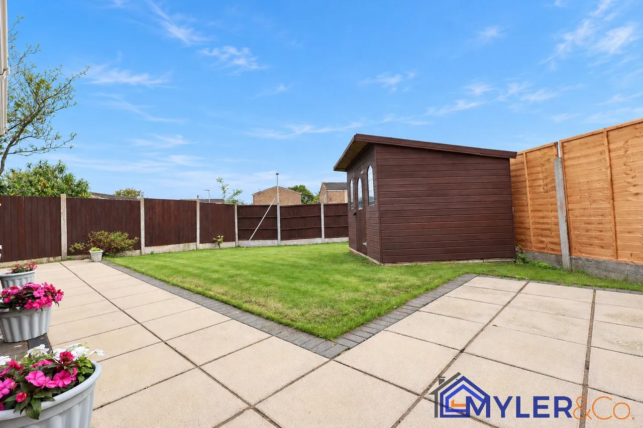 Billington Road, Widnes, photo 28