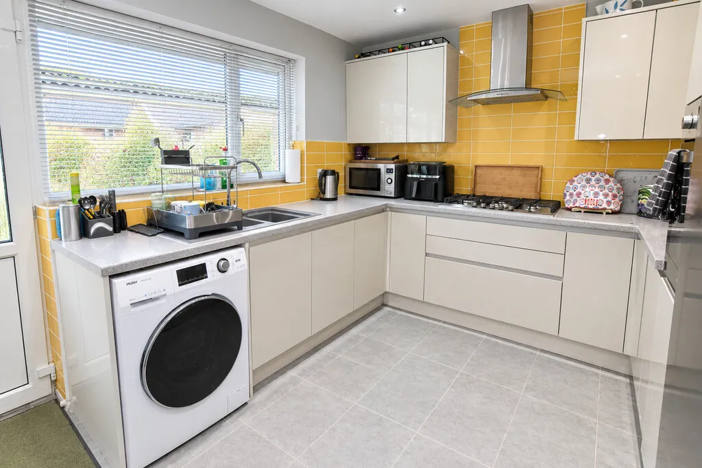 Summerhill Gardens, Market Drayton, photo 4