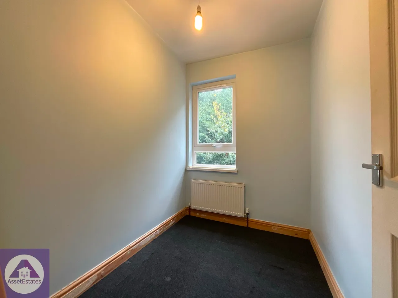 Griffin Street, Six Bells, photo 10