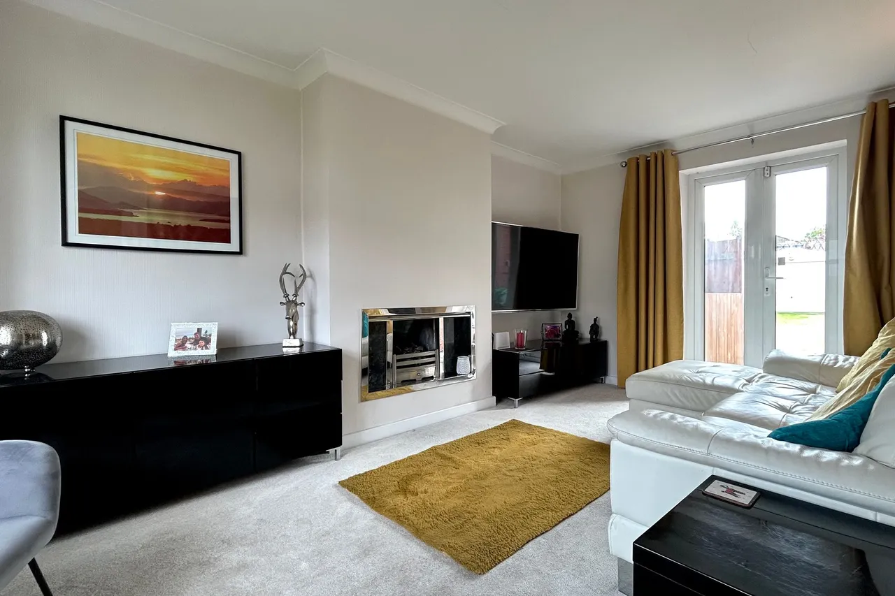 Turves Road, Cheadle, photo 2