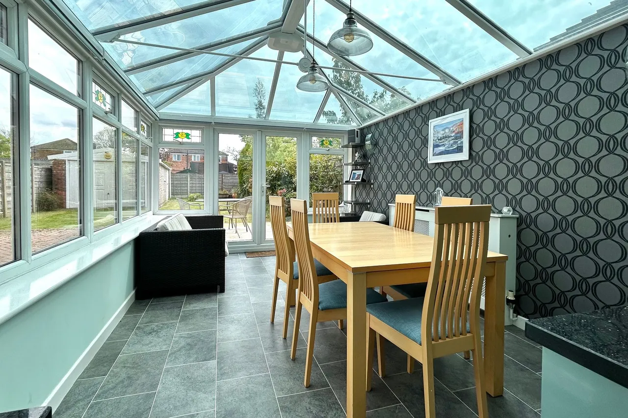 Turves Road, Cheadle, photo 4