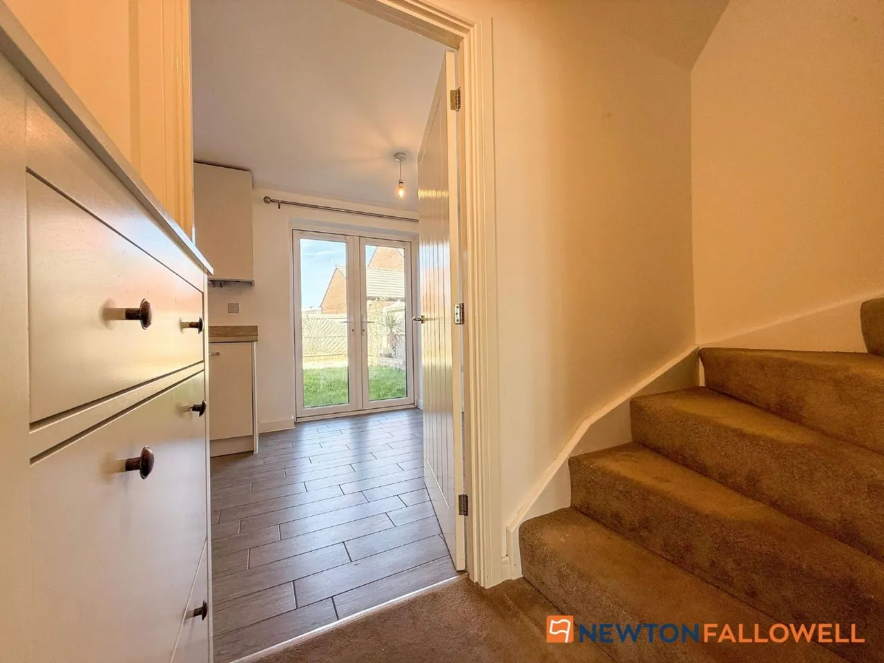 Charters Drive, Middlebeck, NG24, photo 9