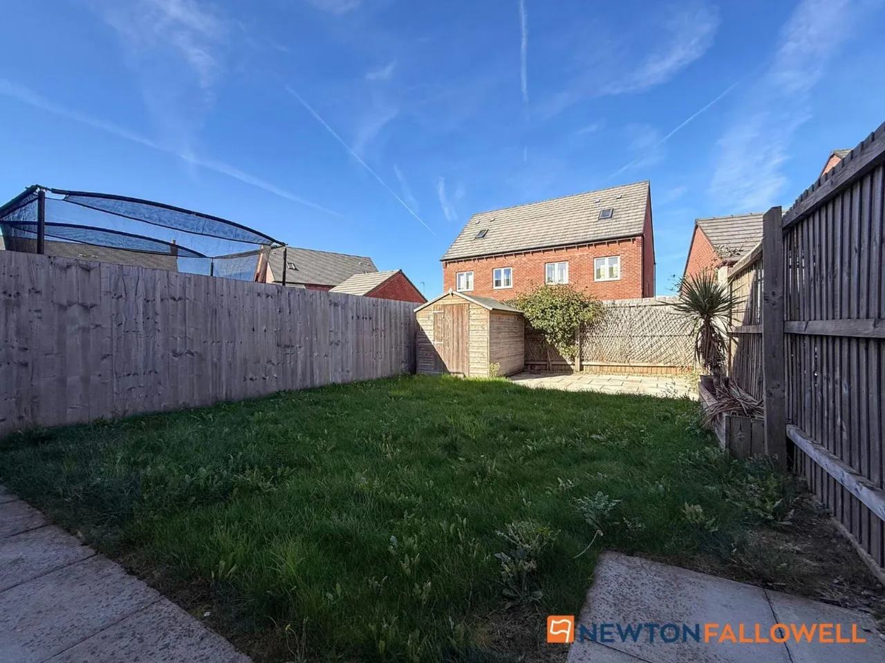Charters Drive, Middlebeck, NG24, photo 3