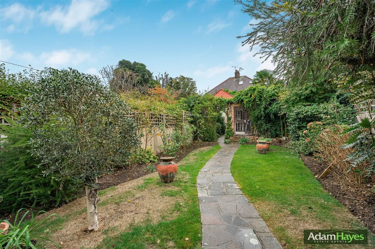 Cavendish Avenue, Finchley, N3, photo 25