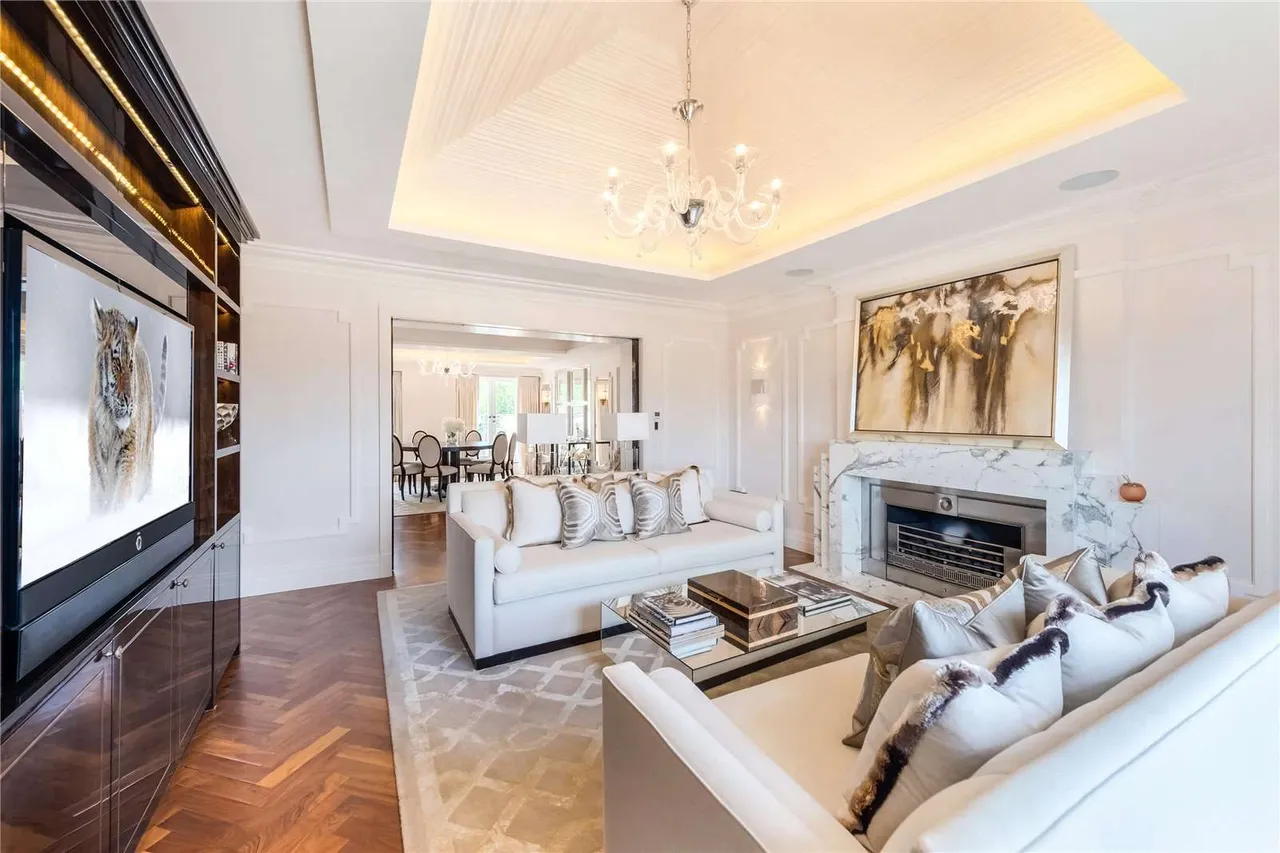 3 bed flat for sale — Eaton Square, London, SW1W 9DH