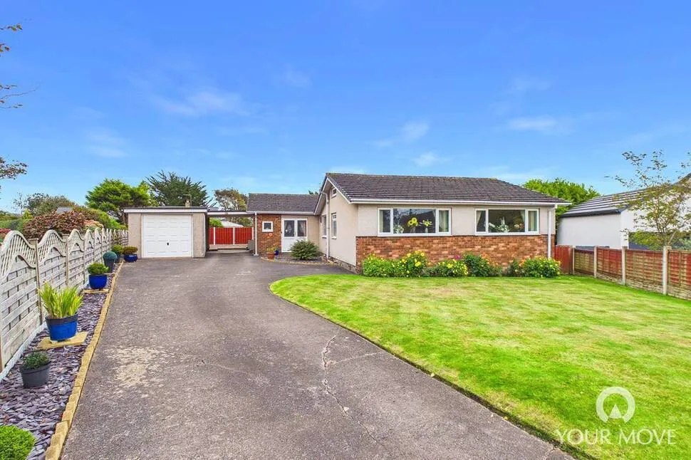Highfield Close, CA20, photo 15