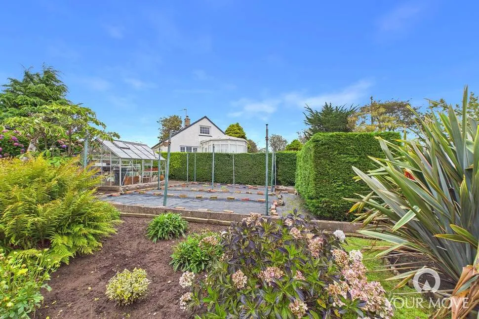 Highfield Close, CA20, photo 19