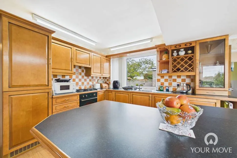 Highfield Close, CA20, photo 7