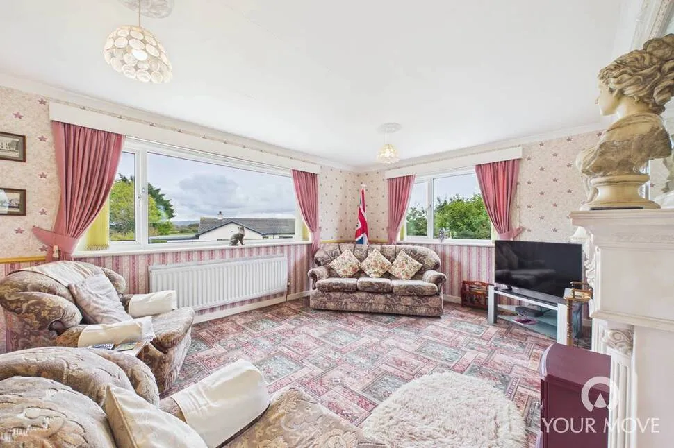 Highfield Close, CA20, photo 4
