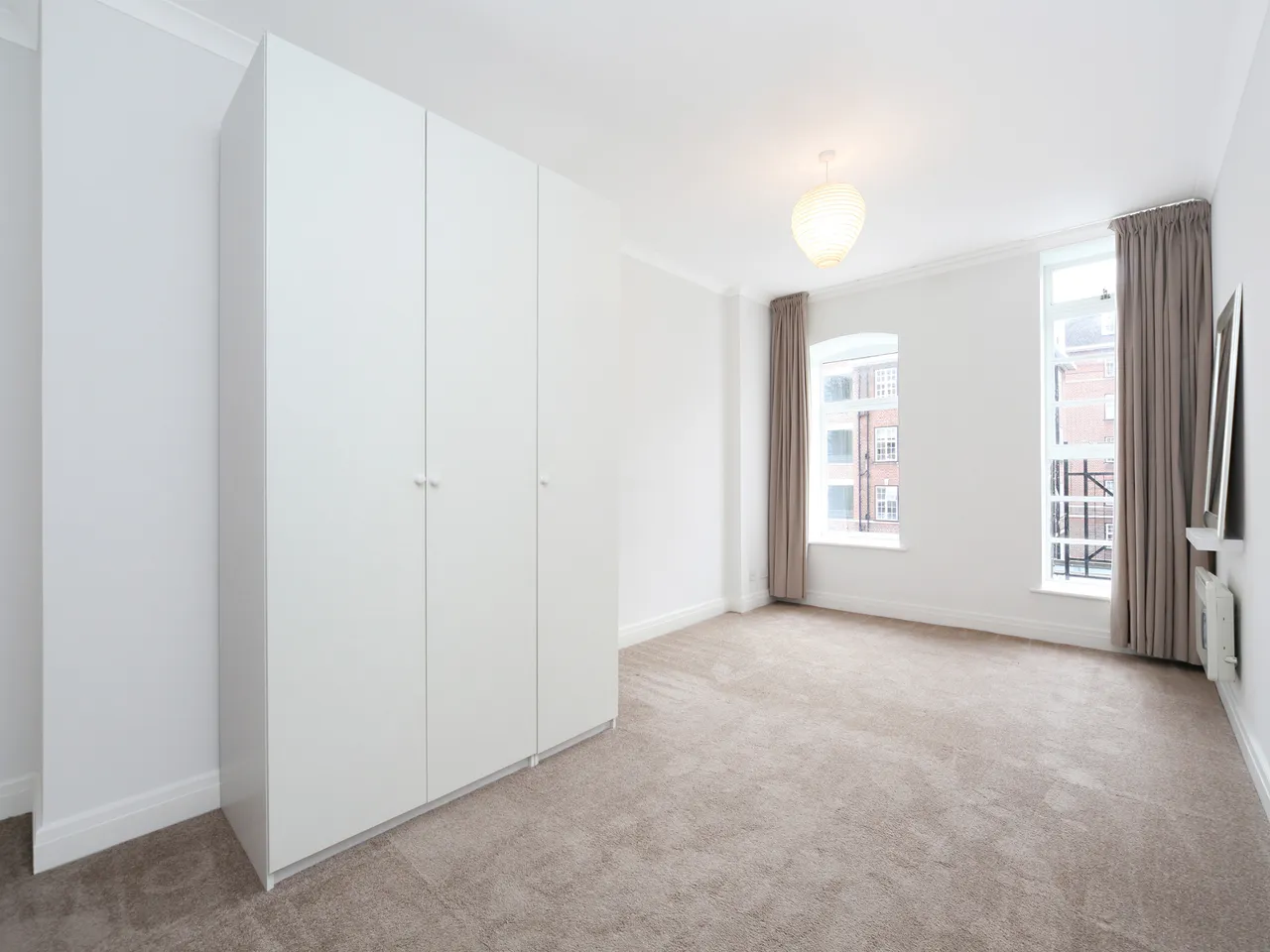 Devonhurst Place, Heathfield Terrace, Chiswick, W4, photo 2