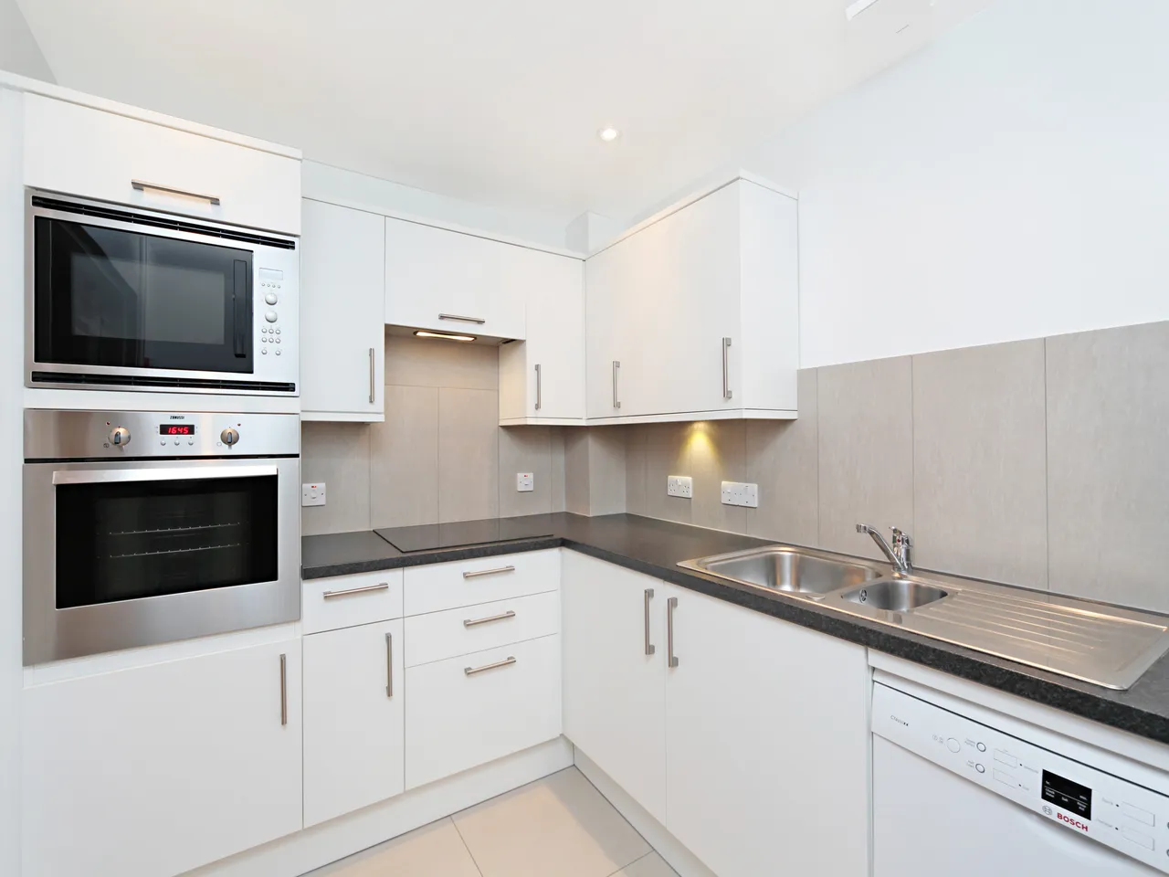 Devonhurst Place, Heathfield Terrace, Chiswick, W4, photo 7