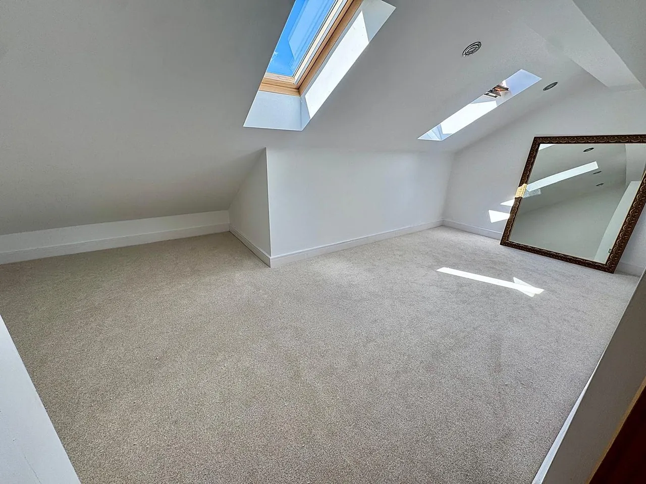 Montmano Drive, Manchester, photo 9