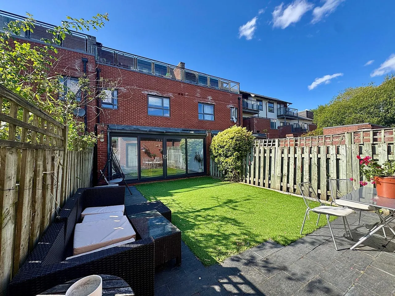 Montmano Drive, Manchester, photo 20